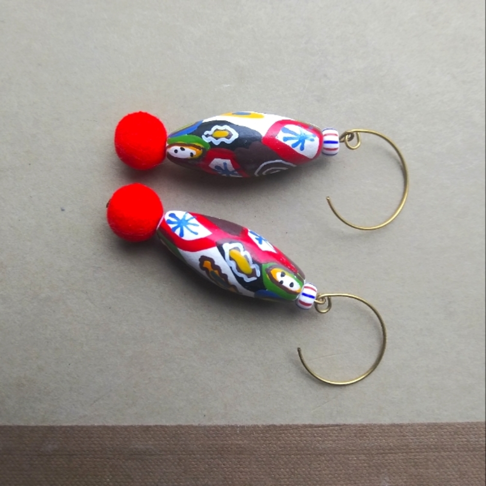 'Happy' Dangles - Picture 2 of 3